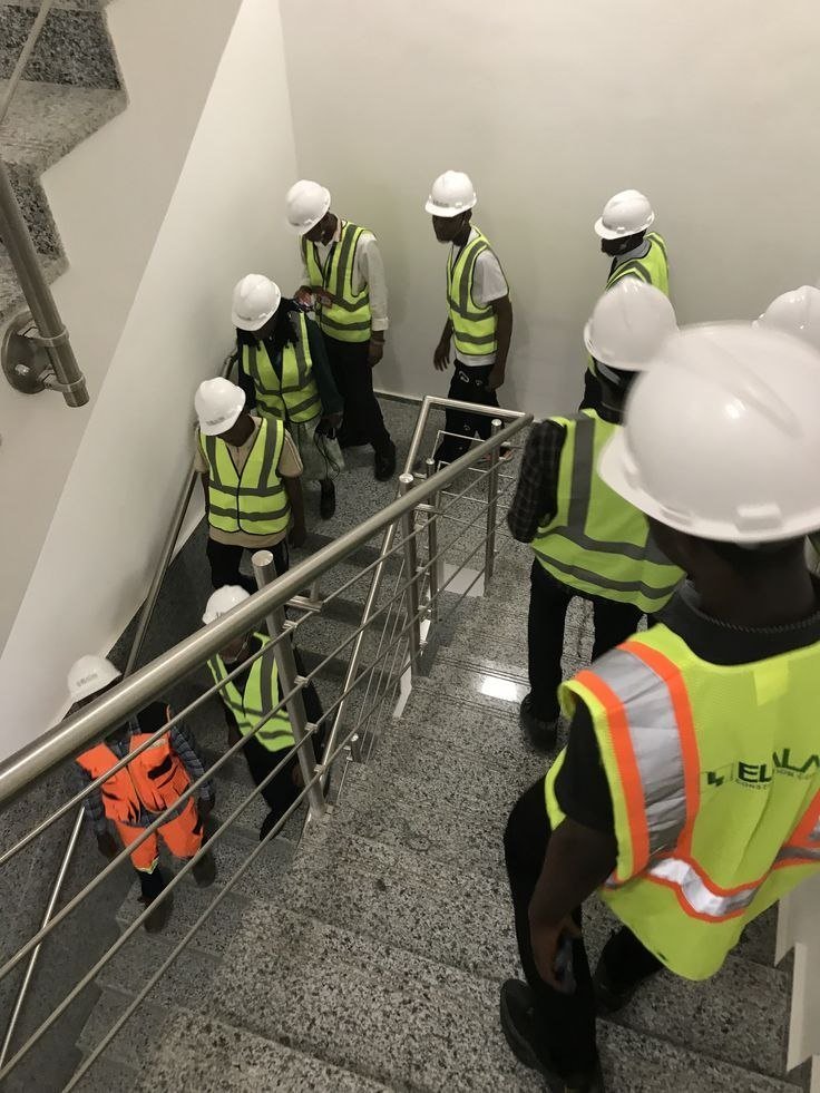 Équipe KETA Business sur un chantier à Kinshasa